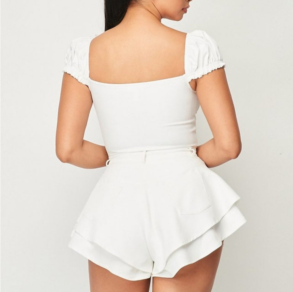 White Layered Set - Picture 4 of 4